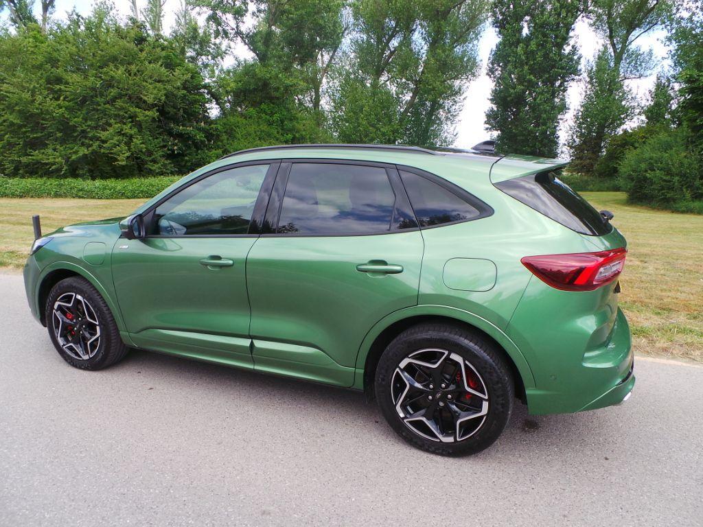 Ford Kuga 2.5 PHEV ST-Line X 5dr CVT
