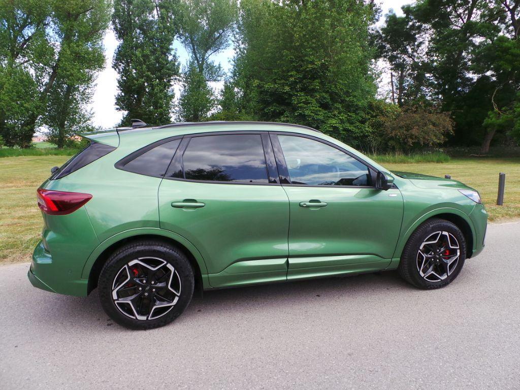 Ford Kuga 2.5 PHEV ST-Line X 5dr CVT
