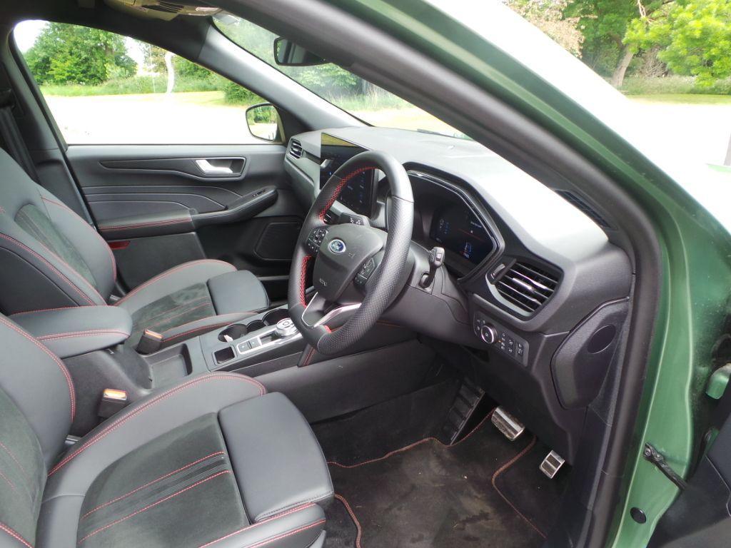 Ford Kuga 2.5 PHEV ST-Line X 5dr CVT