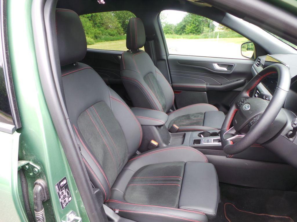 Ford Kuga 2.5 PHEV ST-Line X 5dr CVT