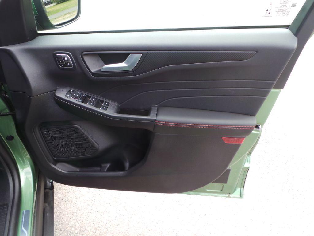 Ford Kuga 2.5 PHEV ST-Line X 5dr CVT