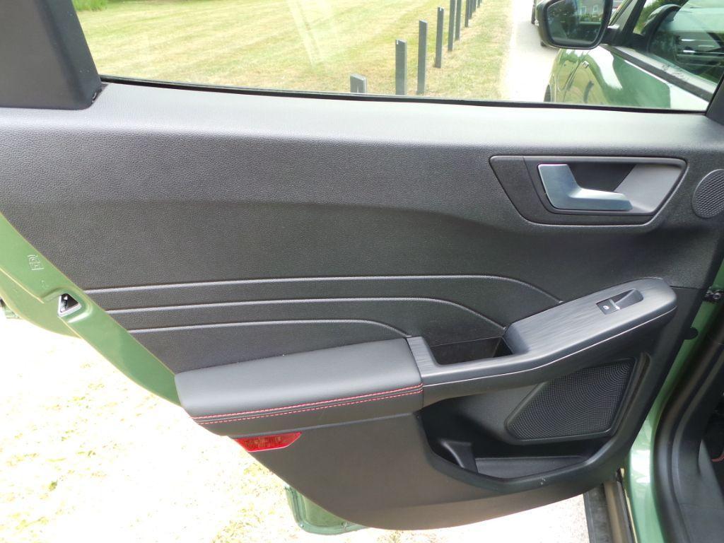 Ford Kuga 2.5 PHEV ST-Line X 5dr CVT
