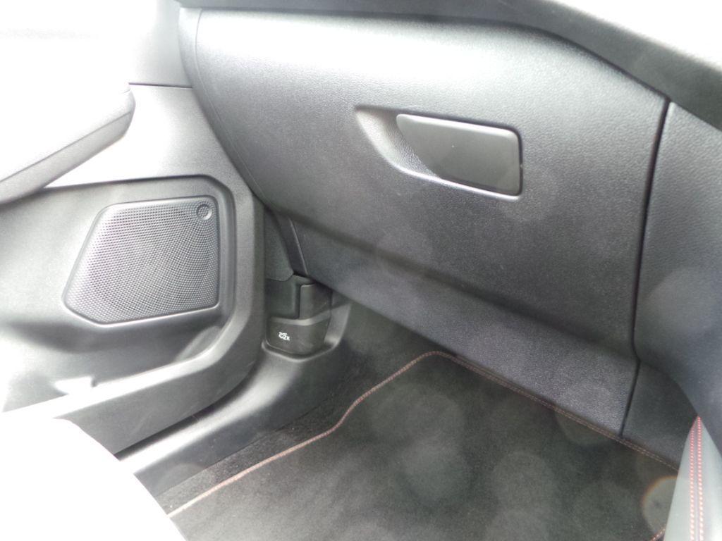 Ford Kuga 2.5 PHEV ST-Line X 5dr CVT