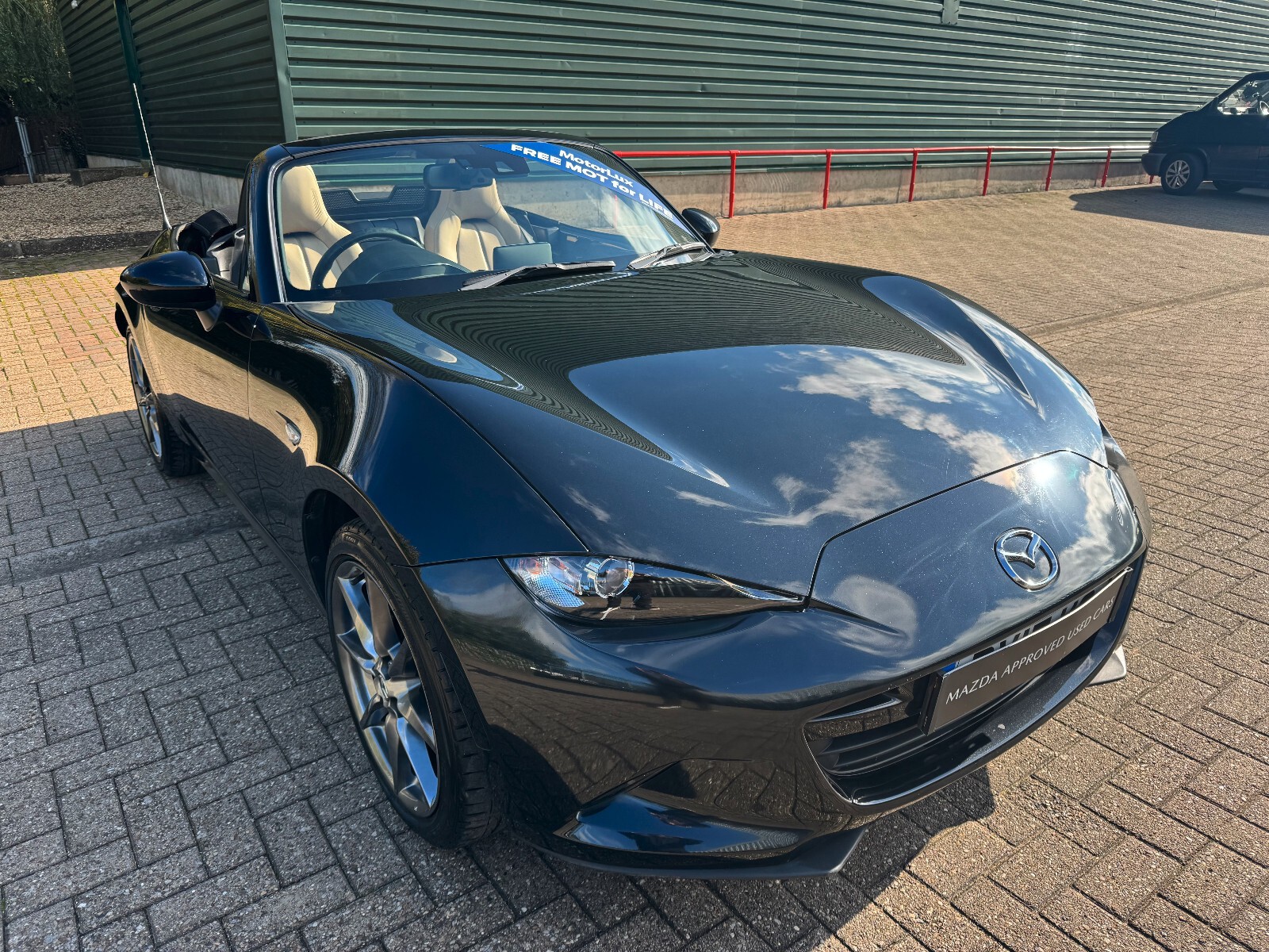 2017 Mazda MX-5